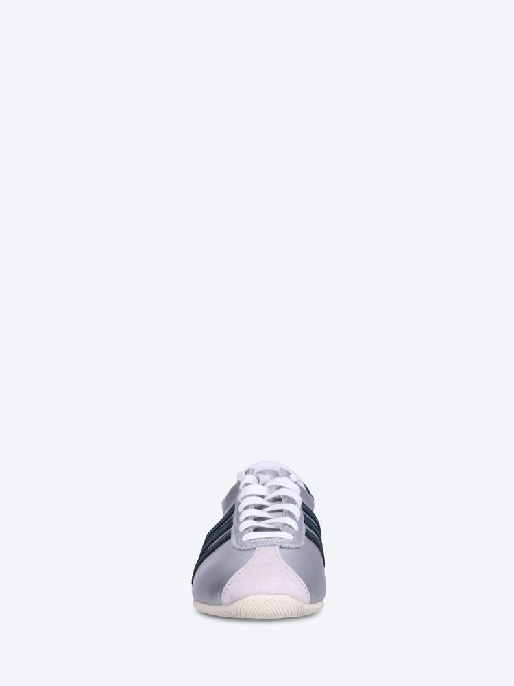 Paris w sneakers 3