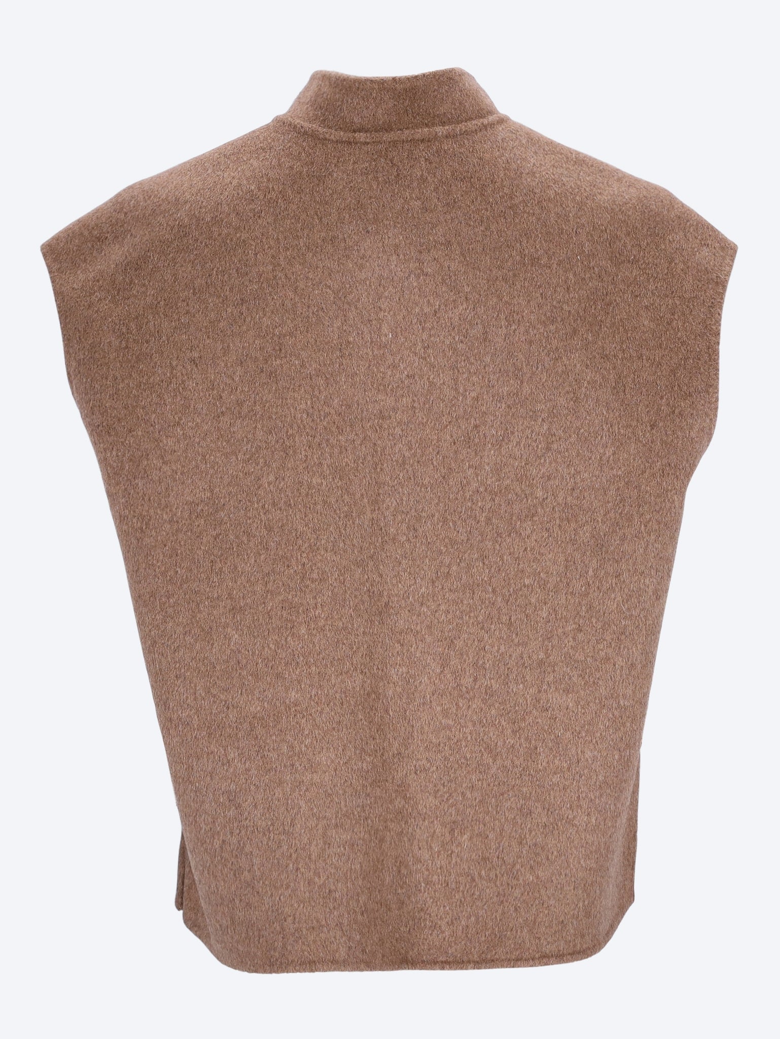 Parkless sleeveless jacket 3