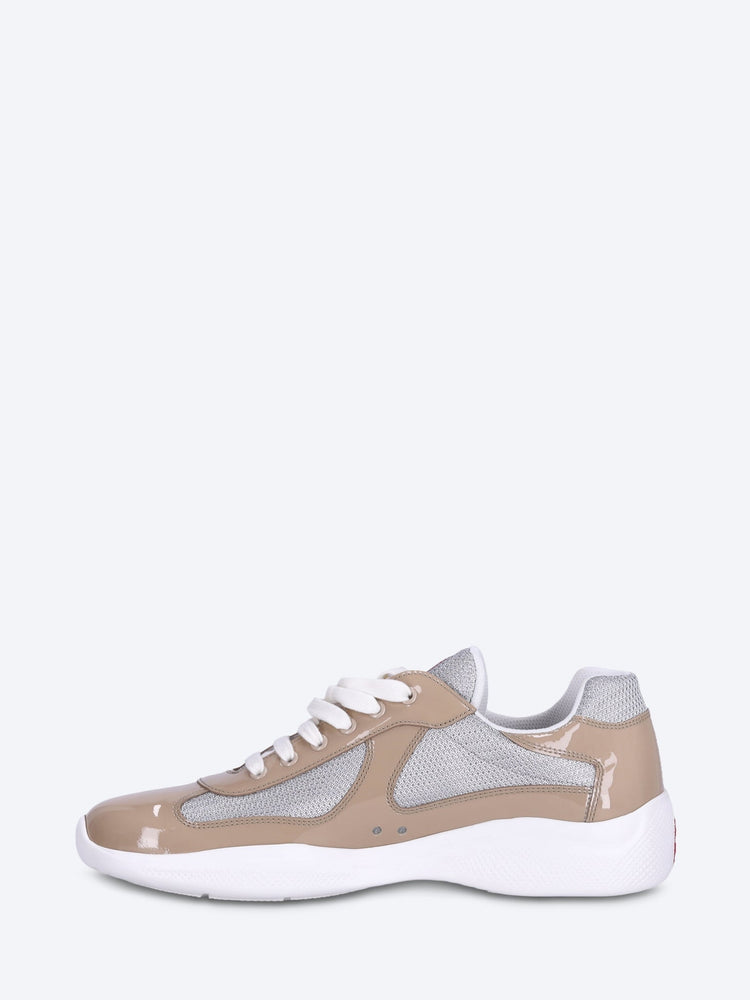 Sneakers aus Lackleder 4