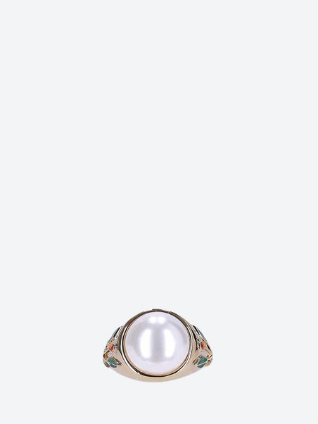 Pearl signet ring