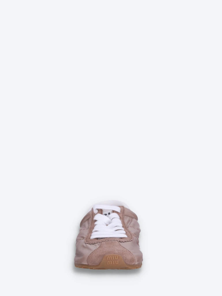 Plume-Sneaker aus technischem Stoff und Wildleder 3