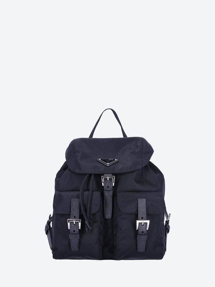 Sac à dos en re-nylon 1