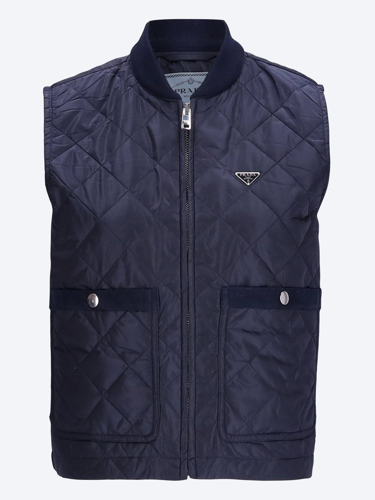 Re-nylon piuma sleeveless jacket 1
