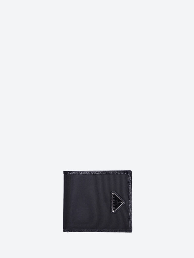 Re-nylon wallet 1