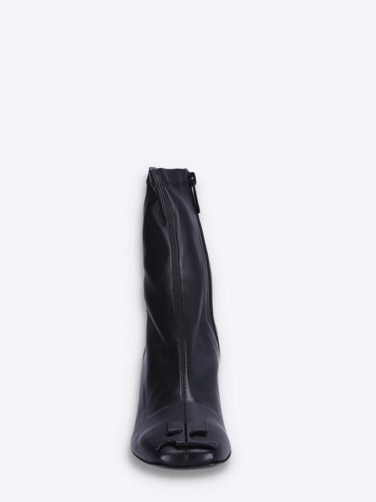 Reedition ac erhöhte Stiefel 3