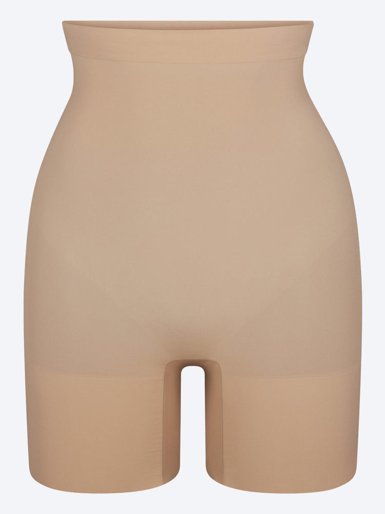 Short mi-cuisse transparent sans couture 1