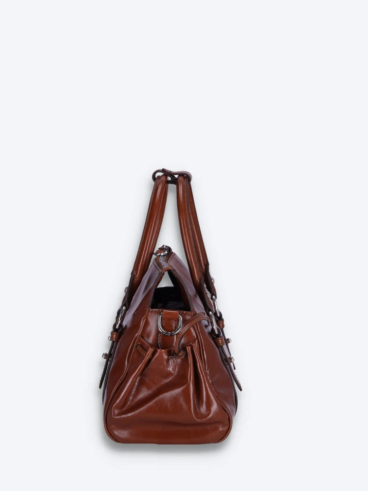 Handtasche aus glänzendem Leder 3