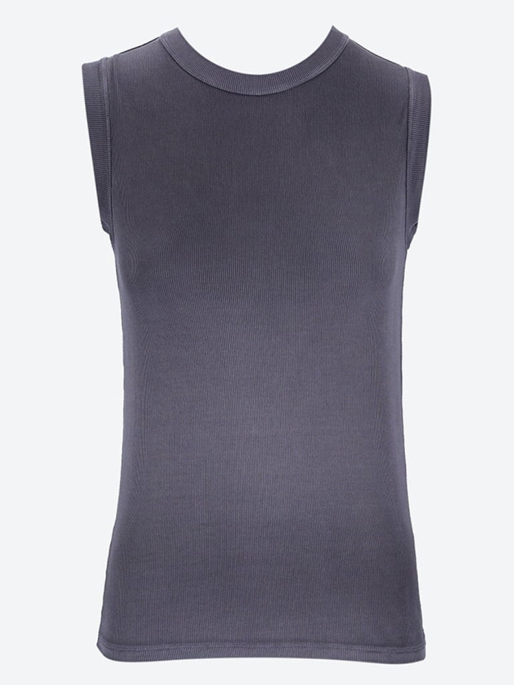 Sleeveless t-shirt 1