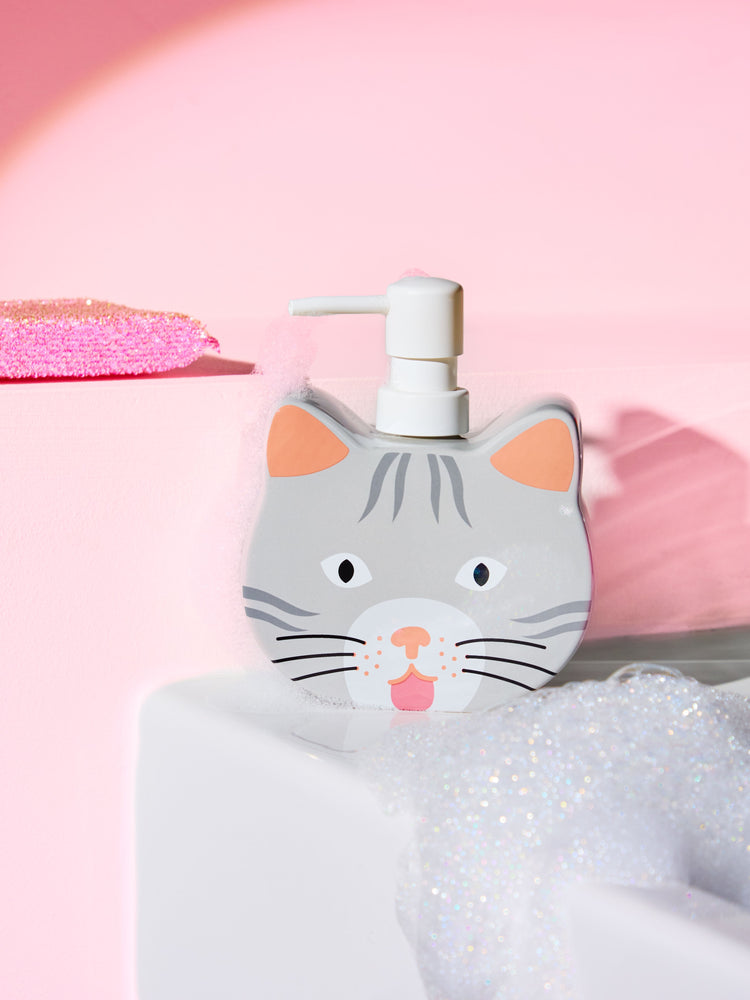 Chat distributeur de savon 3