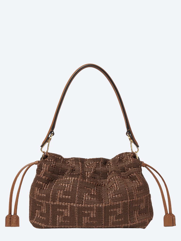 Weiche mittelgroße Baguette-Tasche 4