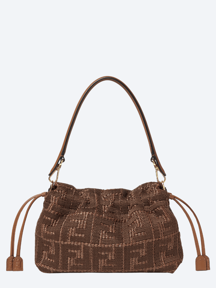 Weiche mittelgroße Baguette-Tasche 4