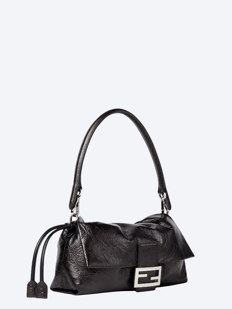 Weiche mittelgroße Baguette-Tasche 2