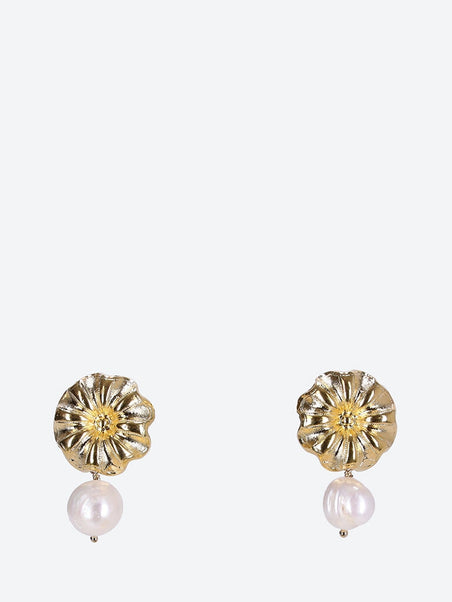 Sonia daisy pearl s earring