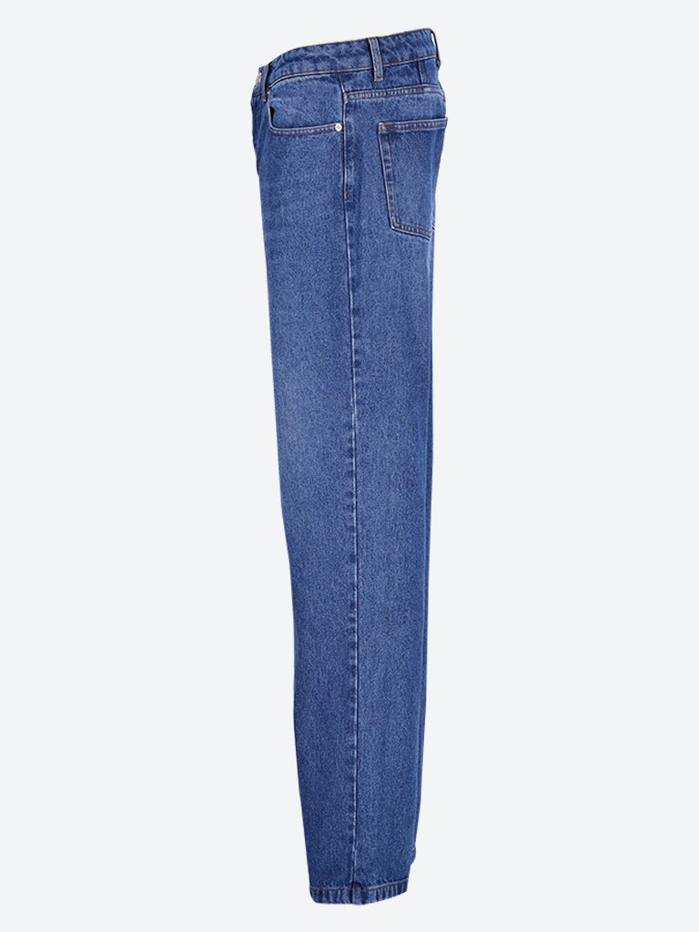 Straight fit jeans 2
