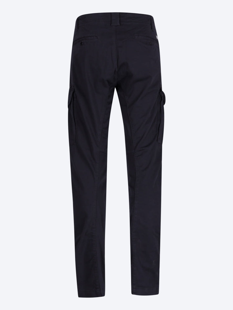 Ergonomische Cargohose aus Stretch-Satin 3