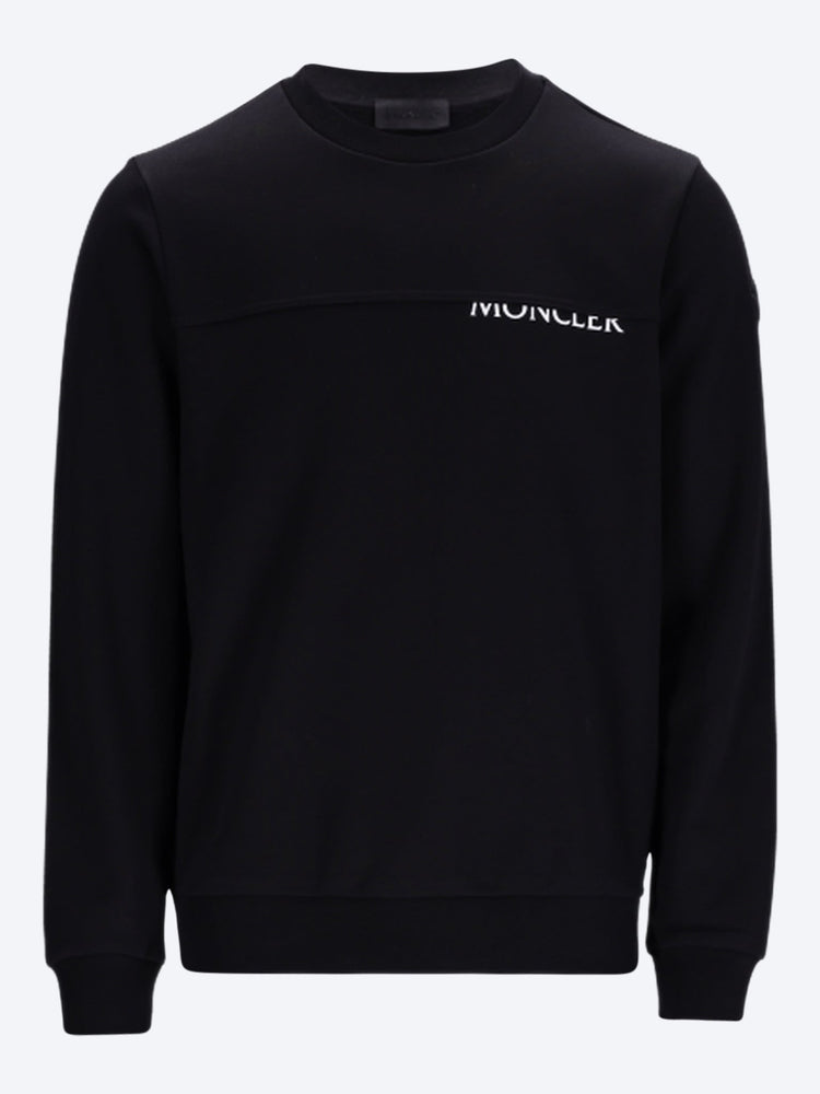 Sweatshirt 1