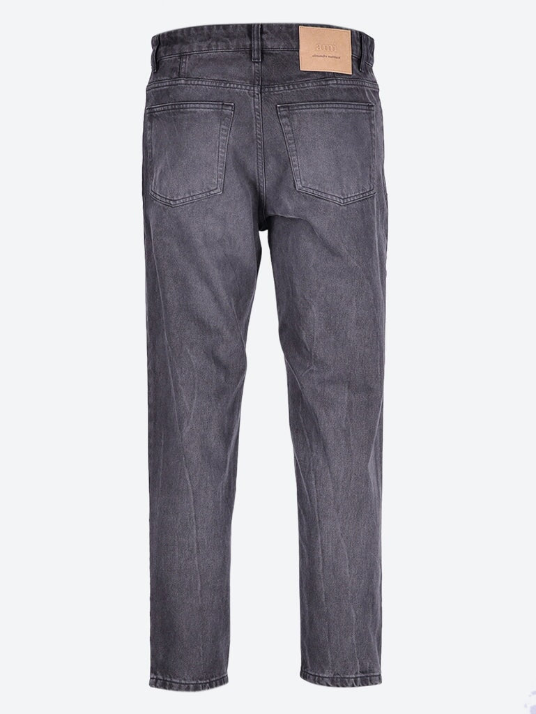 Tapered fit jeans 3