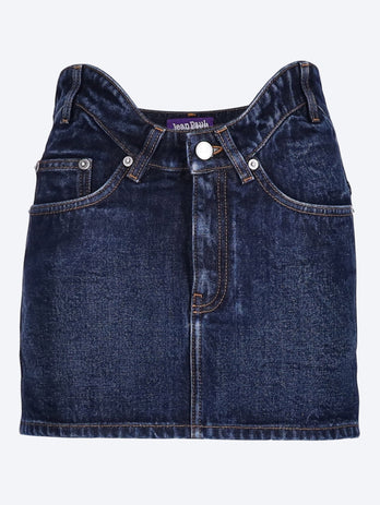The curved denim mini skirt
