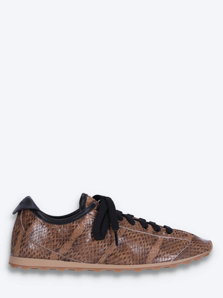 The tennis sneakers 1