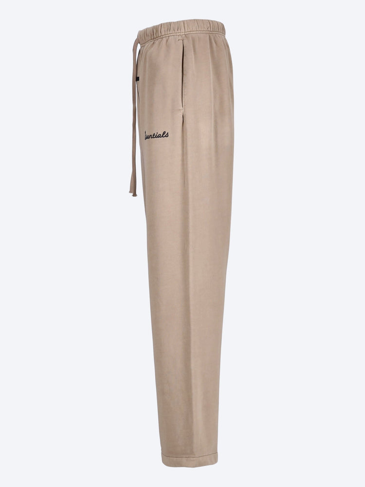 Training classic fit flare sweatpants 2