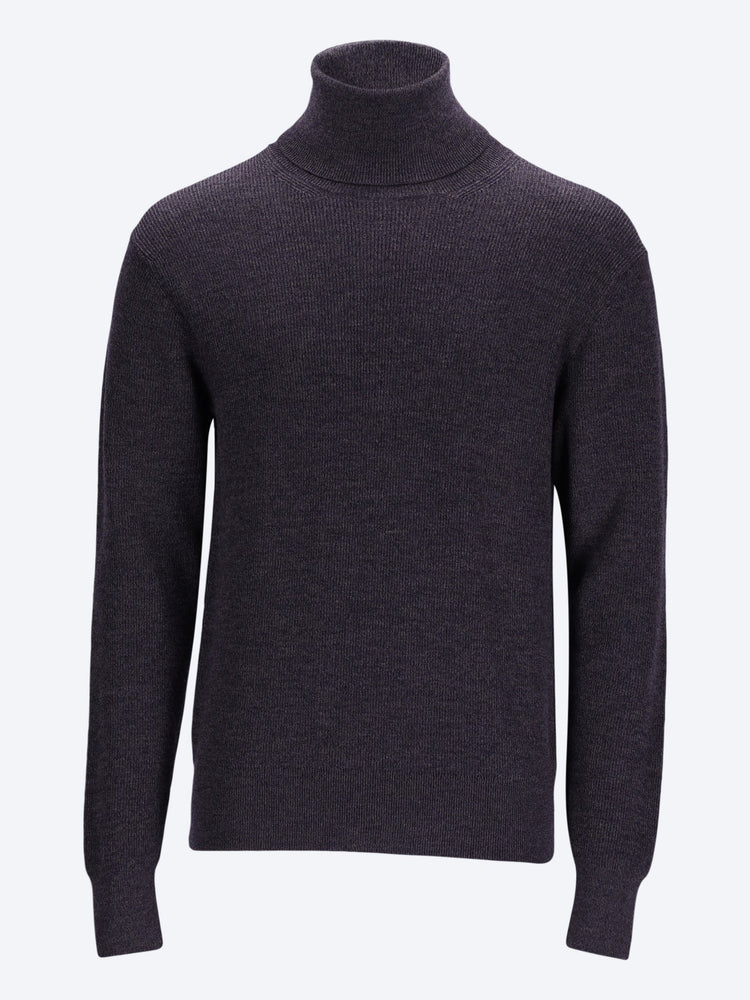 Turtle neck sweater 1