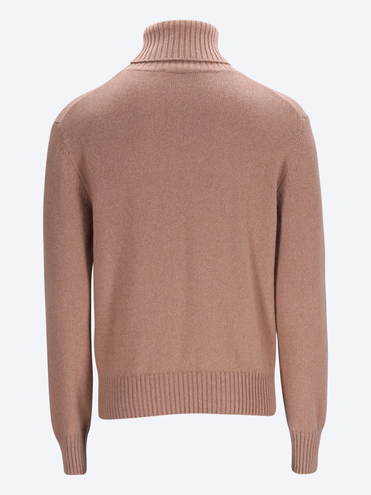 Rollkragenpullover mit farblich abgestimmtem Ami de Coeur 3