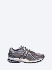 U1906av1 sneakers ref: