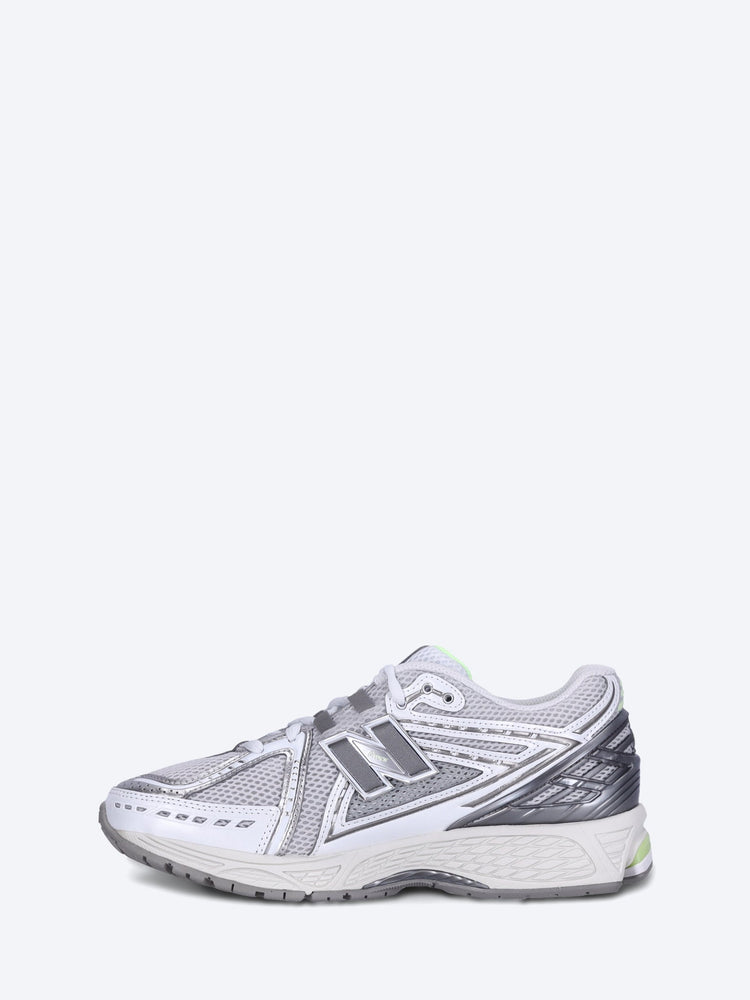U1906rv1 sneakers 4