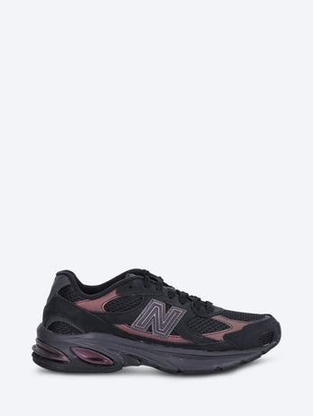 U2010etb sneakers