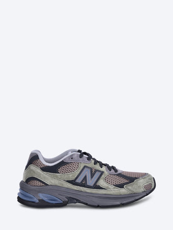 U2010etn sneakers