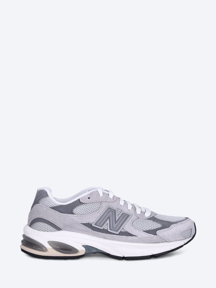 U2010v1 sneakers 1