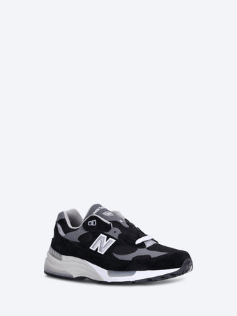 U992bk sneakers