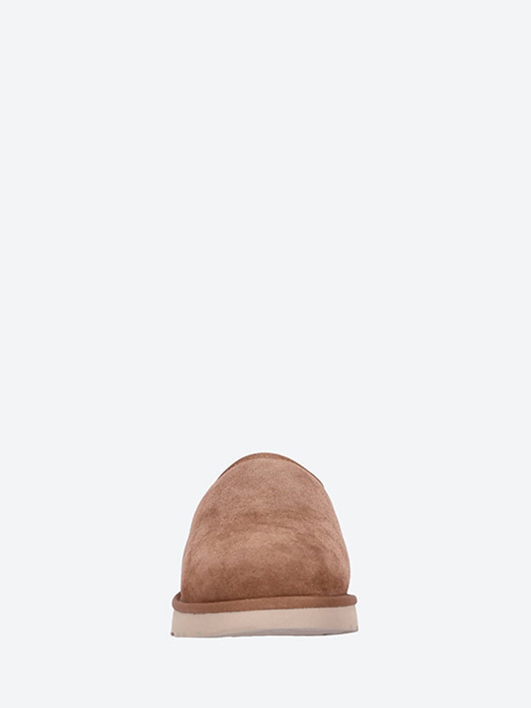 Ugg m classique à enfiler 3