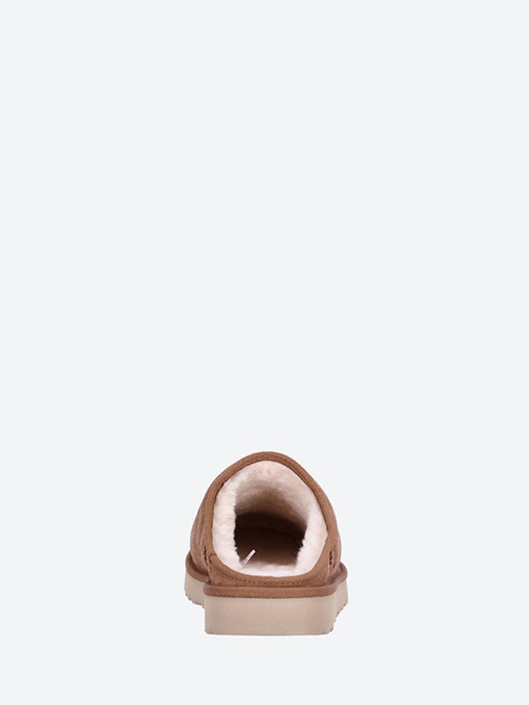 Ugg m classique à enfiler 5