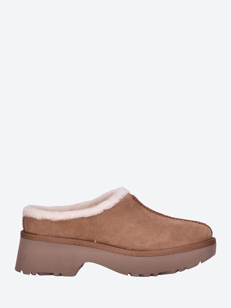 Ugg w new heights cozy clog 1