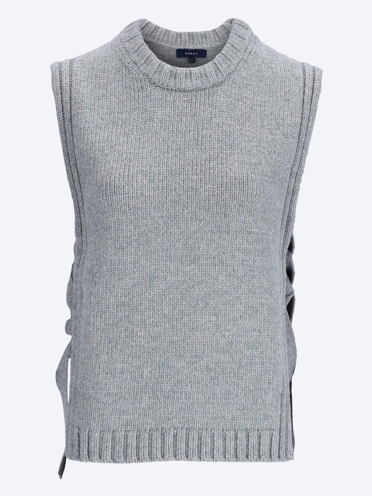 Uzel sleeveless sweater 1