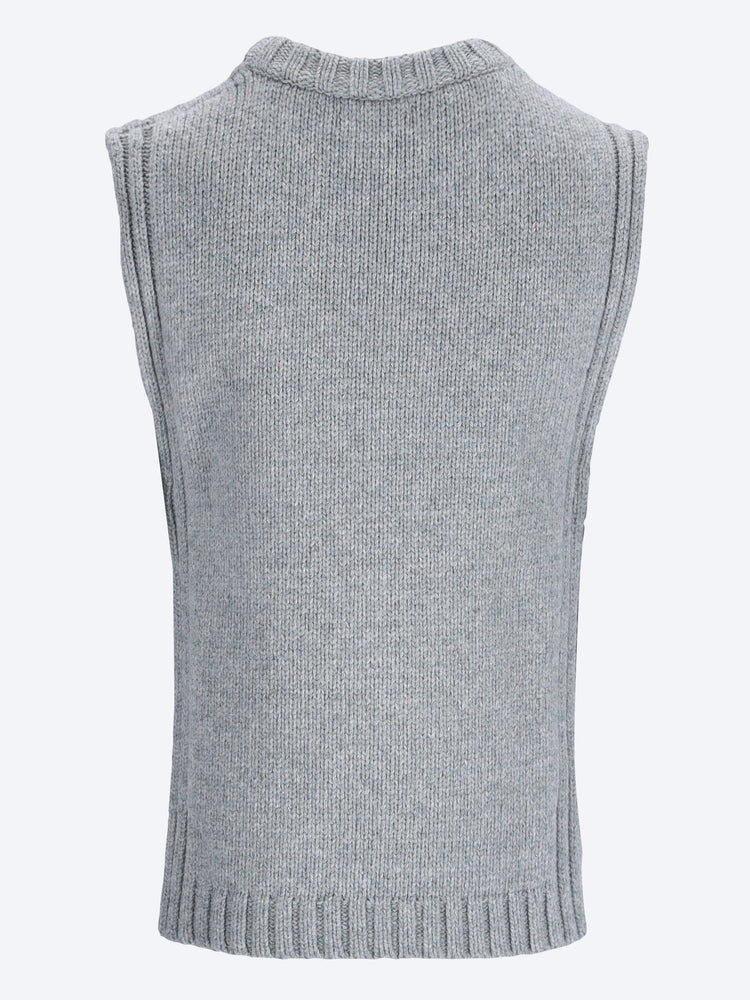 Uzel sleeveless sweater 3