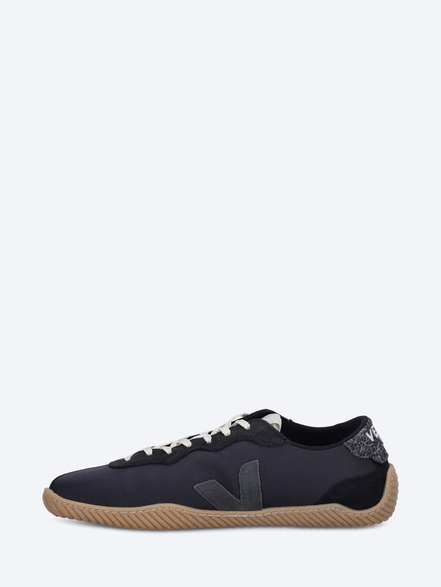 Veja x baserange jitsu sneakers 4