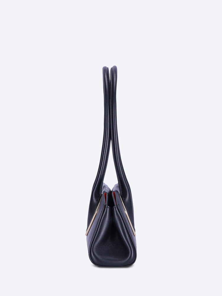 Venus baguette calf shoulder bag 3