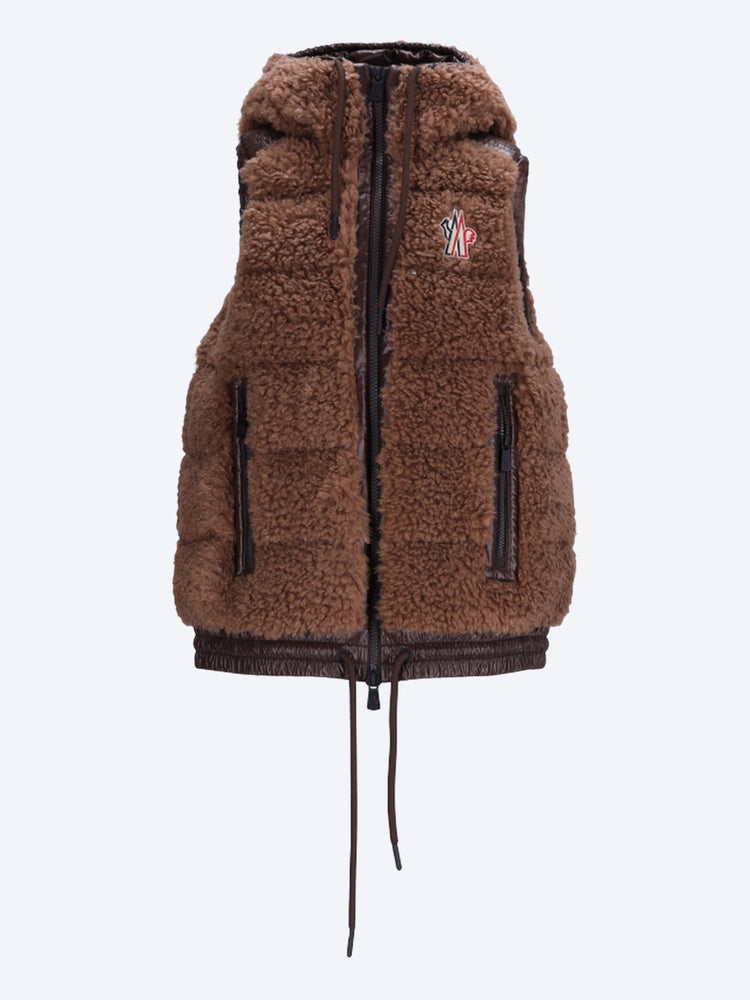Vest 1
