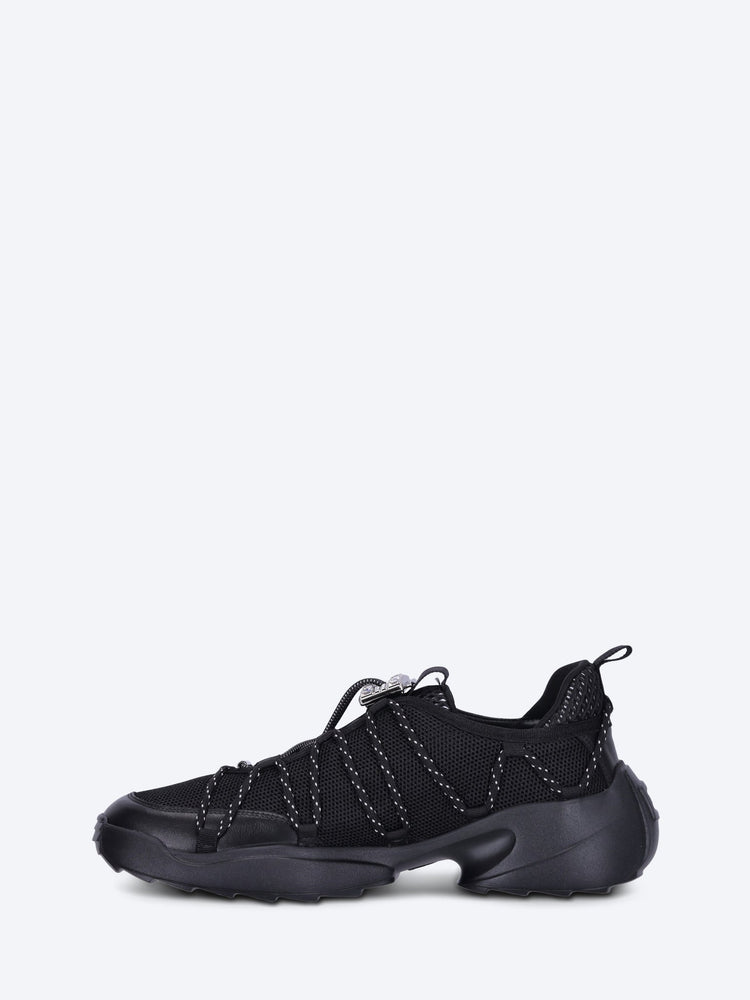 Viv on the run criss cross sneakers 4