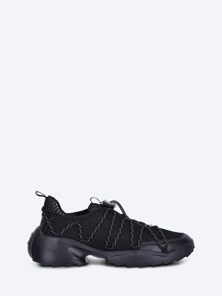 Viv on the run criss cross sneakers 1