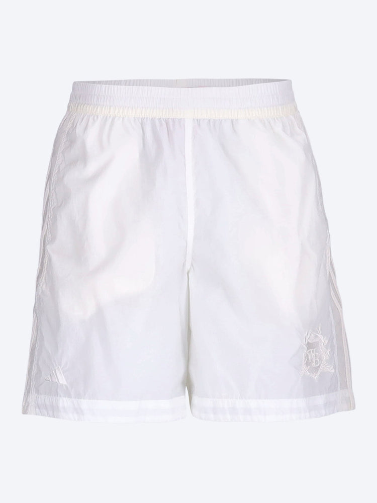 Wb ftbl shorts 1