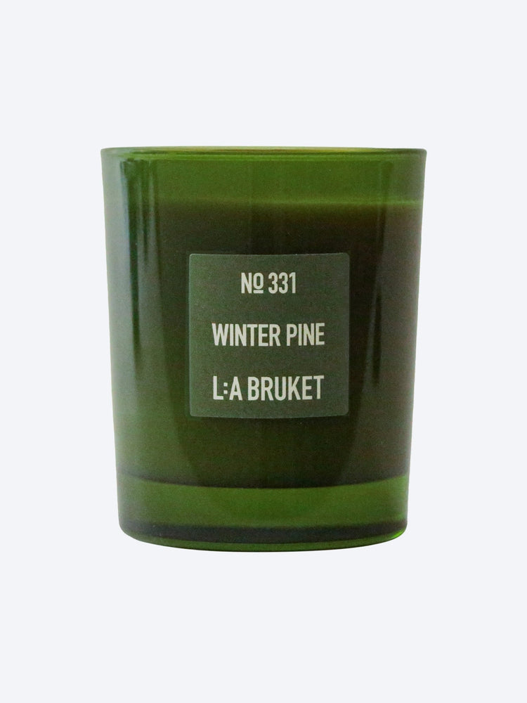 Winter pine candle 240g 1