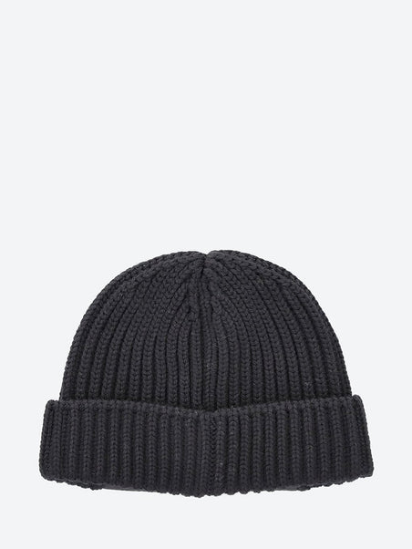 Wool re-nylon hat