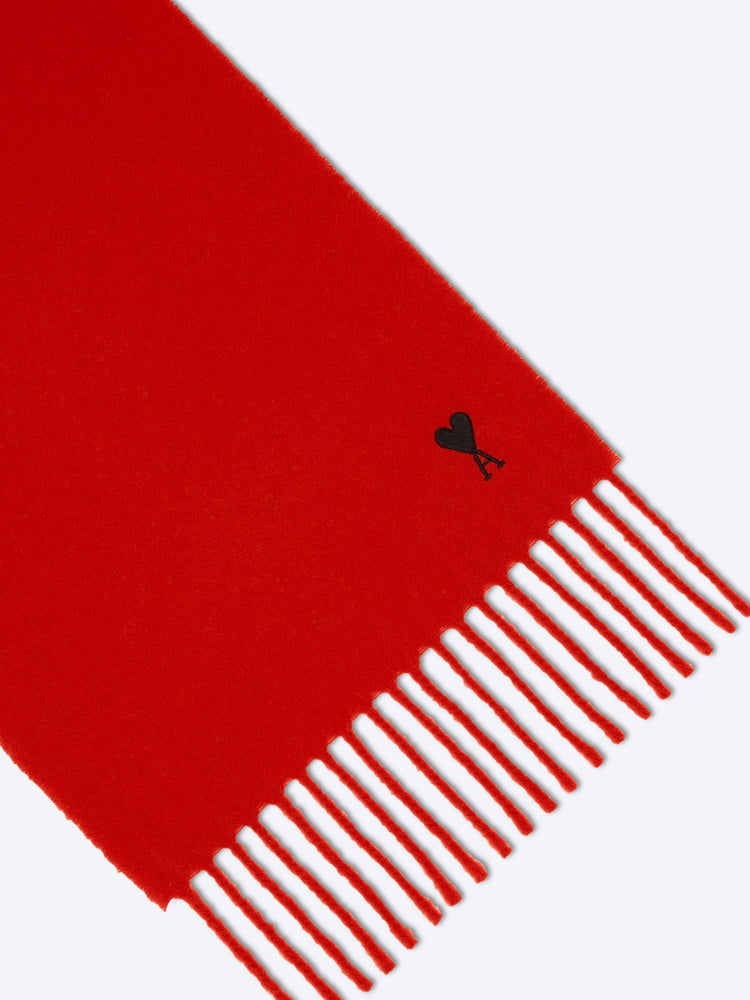 Wool scarf with ami de coeur embroidery 2