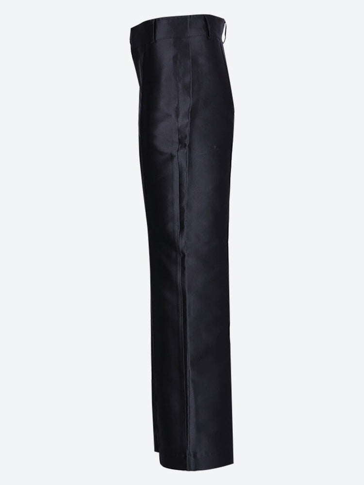 Yoshitomo elegante Hose 2