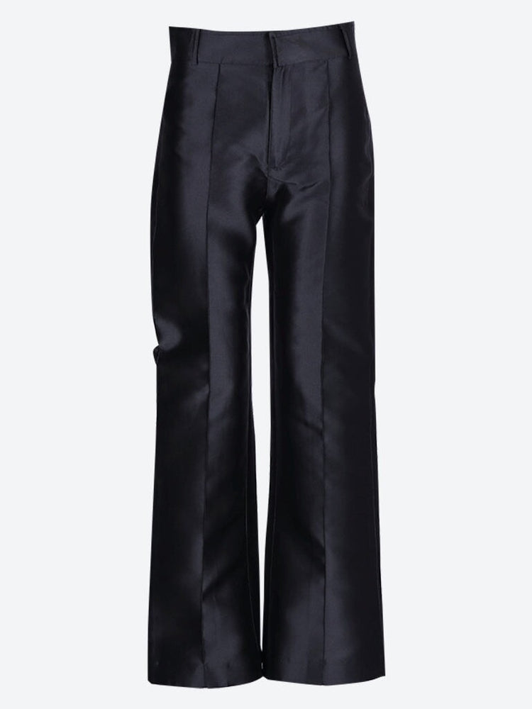Yoshitomo elegante Hose 1