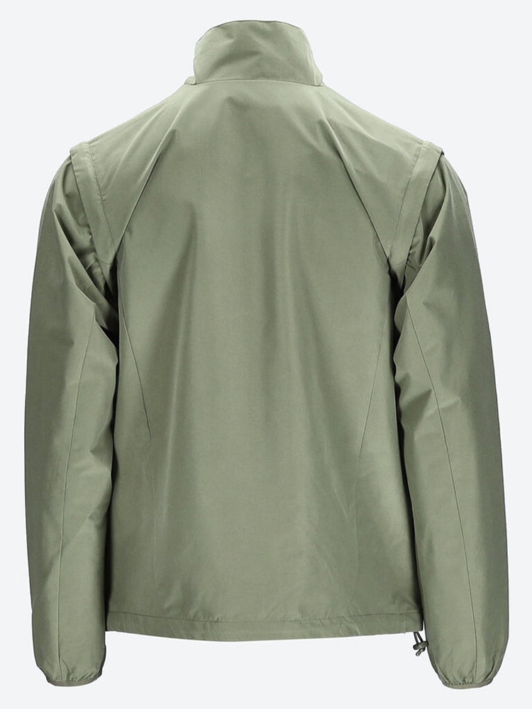 Hiking zip-off sleeves jacket