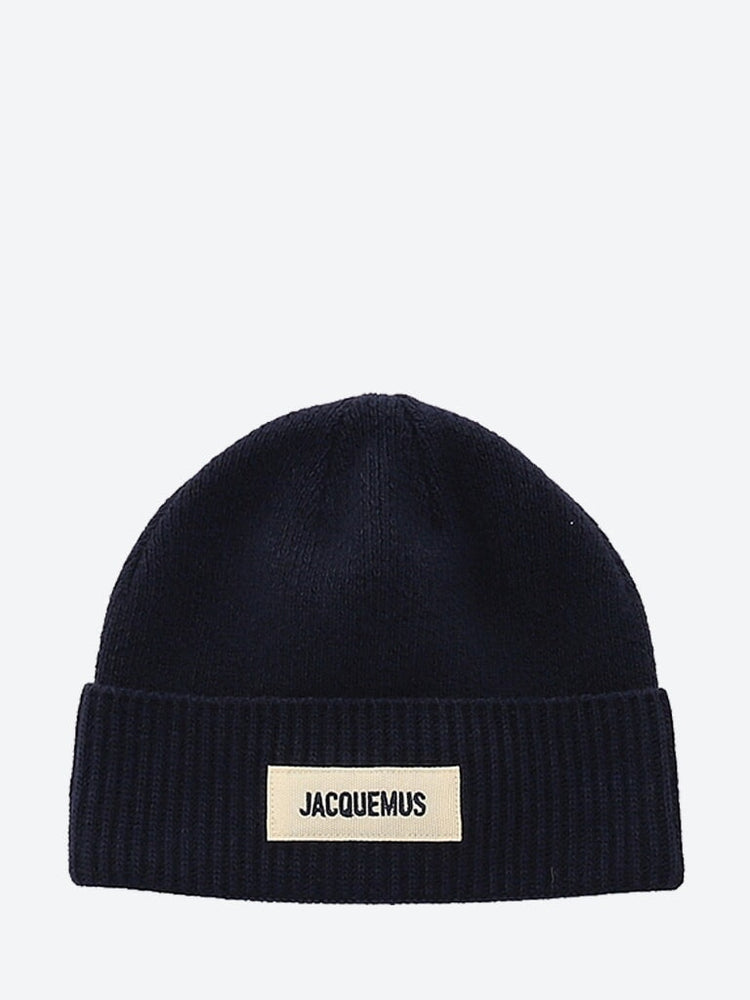Le bonnet jacquemus 1